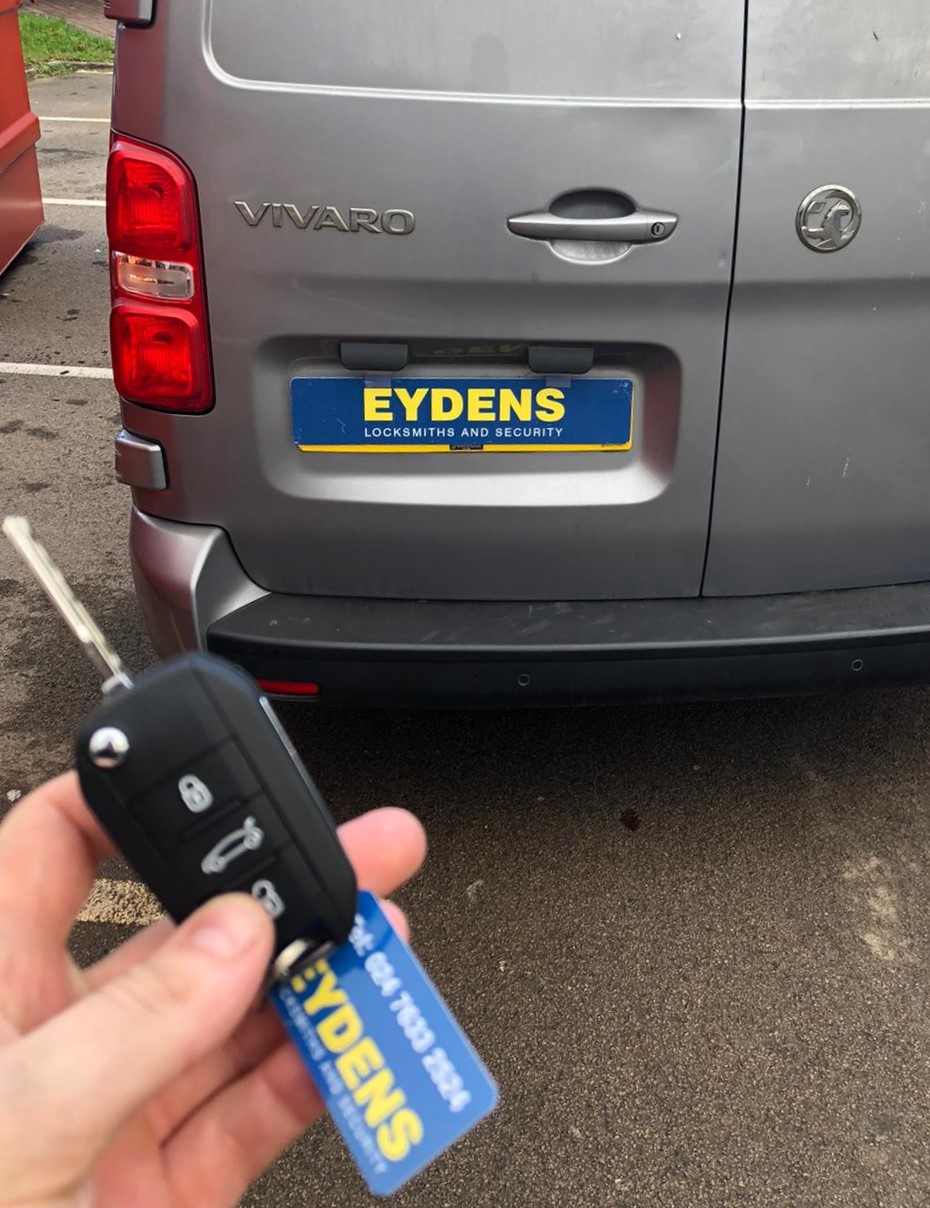 Vauxhall Vivaro Van Remote Key copy